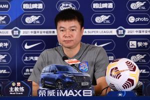 开云娱乐-记者：于根伟备战期就和球员们沟通，希望今年战强队能有些不同