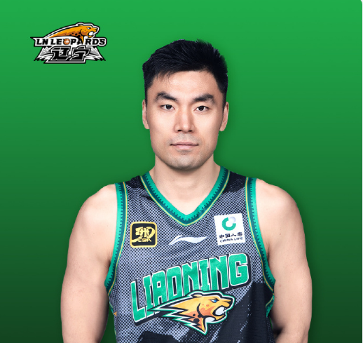 开云体育-拒退役！曝李晓旭与辽篮续约 将征战第20季CBA历史第2人