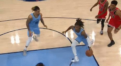 开云娱乐-灰熊轻取公牛重回胜利轨道 亚当斯轻松一抱抢戏